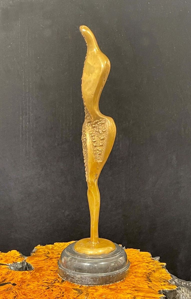 Contemporary Sculpture. Title: Side Image, Bronze, 6x6x19.5 inches by Canadian artist Tariq Kakar.