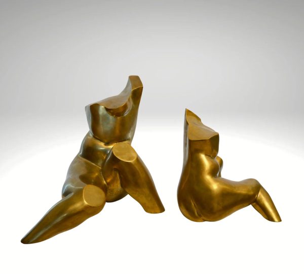 Contemporary Sculpture. Title: Echoes of Us-Bronze, by Gao Feng, Bronze, Vancouver Fine Art Gallery.